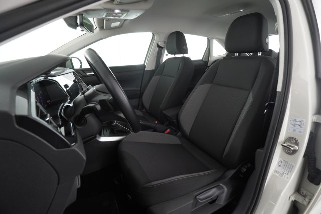 VOLKSWAGEN Taigo usata 8