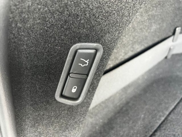 MASERATI Levante usata, con Autoradio
