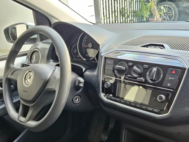 VOLKSWAGEN up! usata, con Cruise Control