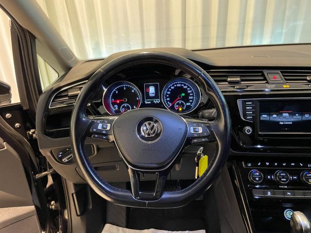 VOLKSWAGEN Touran usata, con Cerchi in lega