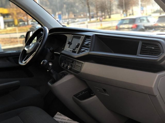 VOLKSWAGEN Caravelle usata, con Android Auto