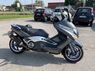 YAMAHA T-Max 500 usata 8