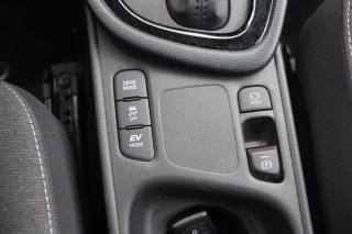 TOYOTA Yaris usata, con Bluetooth