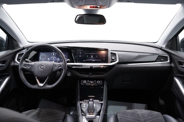 OPEL Grandland usata, con Apple CarPlay