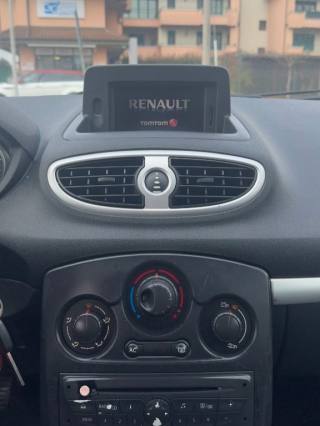 RENAULT Clio usata, con Sistema di navigazione