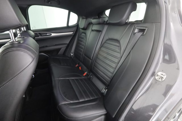 ALFA ROMEO Stelvio usata 2