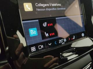 VOLVO XC40 usata, con Sedili riscaldati