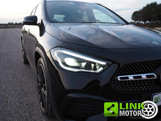 MERCEDES-BENZ GLA 200 usata, con Specchietti laterali elettrici