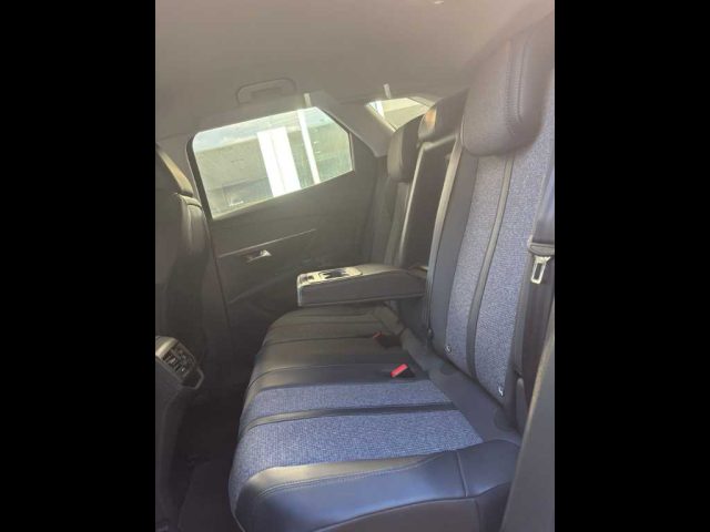 PEUGEOT 3008 usata, con Cruise Control