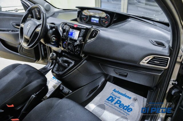 LANCIA Ypsilon usata, con Sensori di parcheggio posteriori