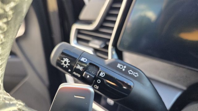 KIA Sportage usata, con Autoradio digitale