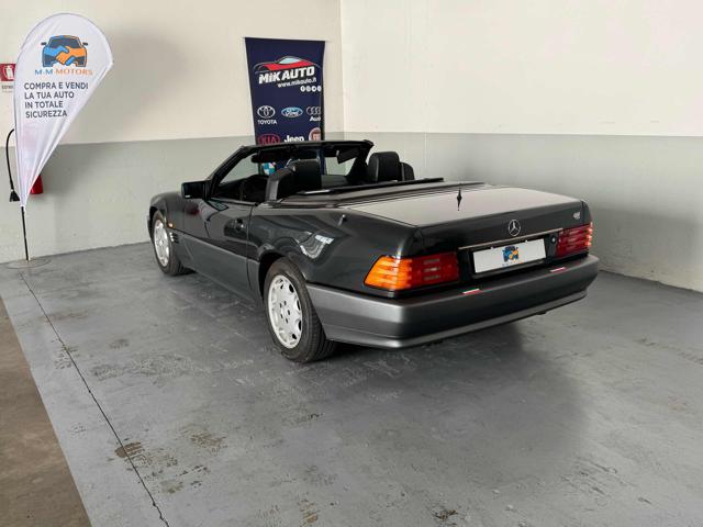 MERCEDES-BENZ SL 300 usata, con Cruise Control