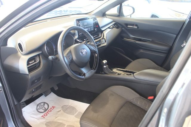 TOYOTA C-HR usata, con Regolazione elettrica sedili
