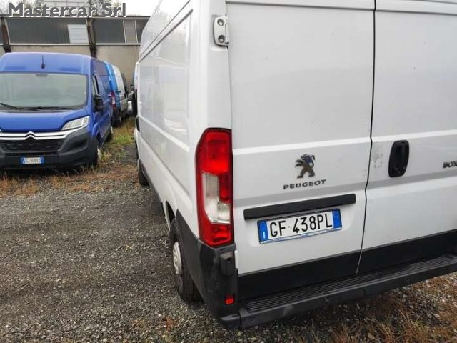 PEUGEOT Boxer usata, con Alzacristalli elettrici