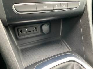 RENAULT Megane usata, con Park Distance Control