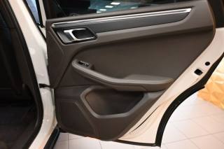 PORSCHE Macan usata 64
