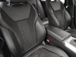 BMW 320 usata, con Portellone posteriore elettrico