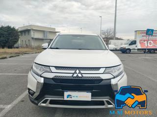 MITSUBISHI Outlander usata, con Airbag