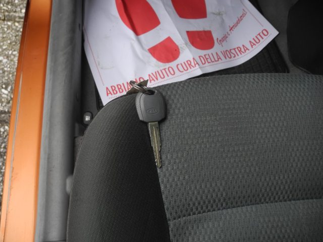 KIA Picanto usata 26