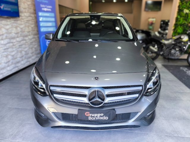 MERCEDES-BENZ B 180 usata, con Airbag