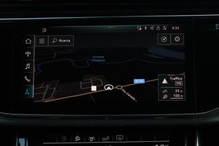 AUDI Q8 usata, con Volante multifunzione