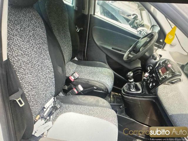 LANCIA Ypsilon usata, con Alzacristalli elettrici