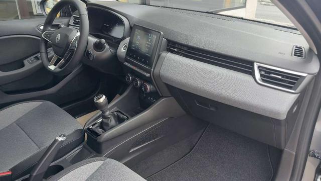RENAULT Clio usata, con Autoradio