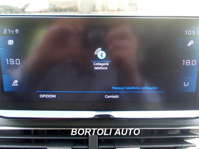 PEUGEOT 3008 usata, con USB