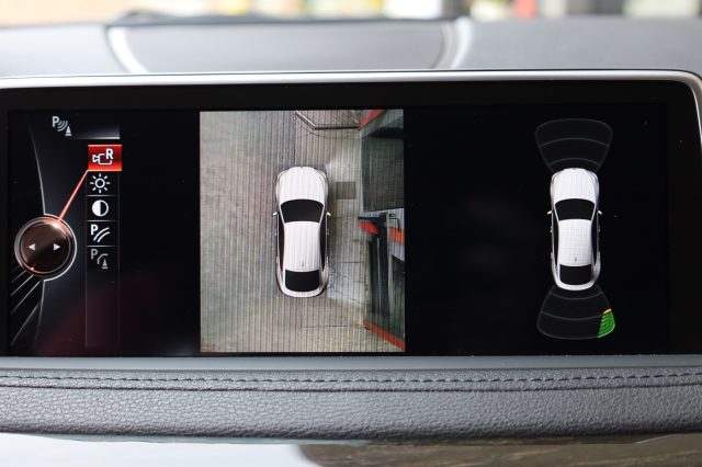BMW X6 usata, con Telecamera per parcheggio assistito
