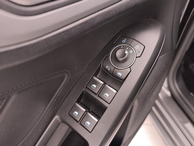 FORD Focus usata, con Sedile posteriore sdoppiato