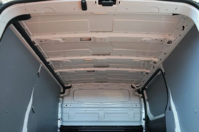 RENAULT Trafic usata 32