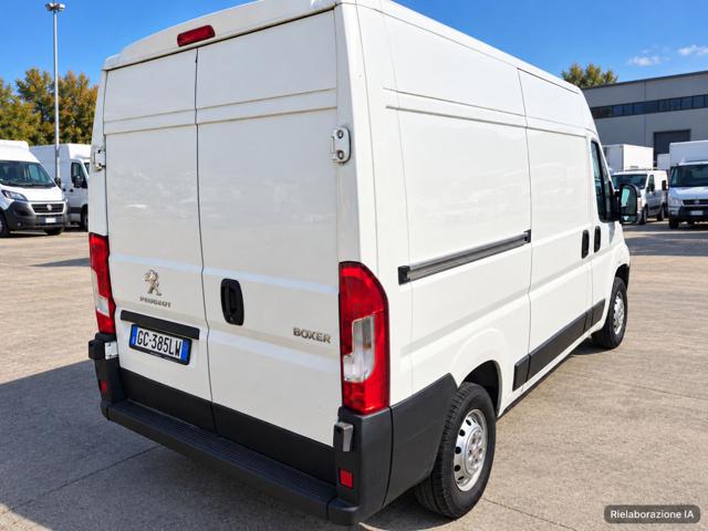 PEUGEOT Boxer usata, con Alzacristalli elettrici