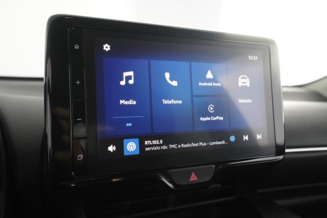 TOYOTA Yaris usata 16