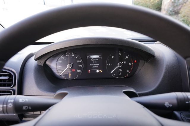 PEUGEOT Boxer usata, con USB