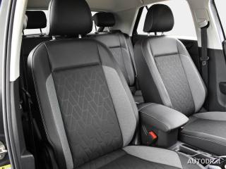 VOLKSWAGEN T-Roc usata, con Autoradio