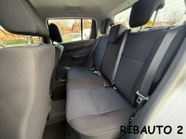 SUZUKI Swift usata, con Specchietti laterali elettrici