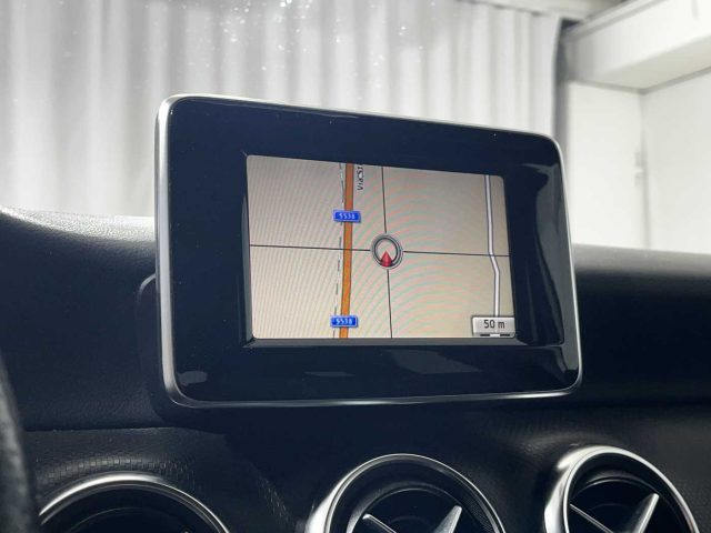 MERCEDES-BENZ A 200 usata, con Sensore di luce