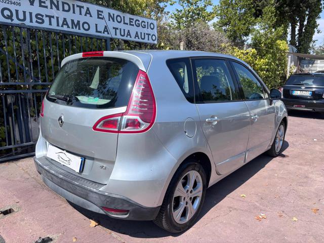 RENAULT Scenic usata, con Autoradio