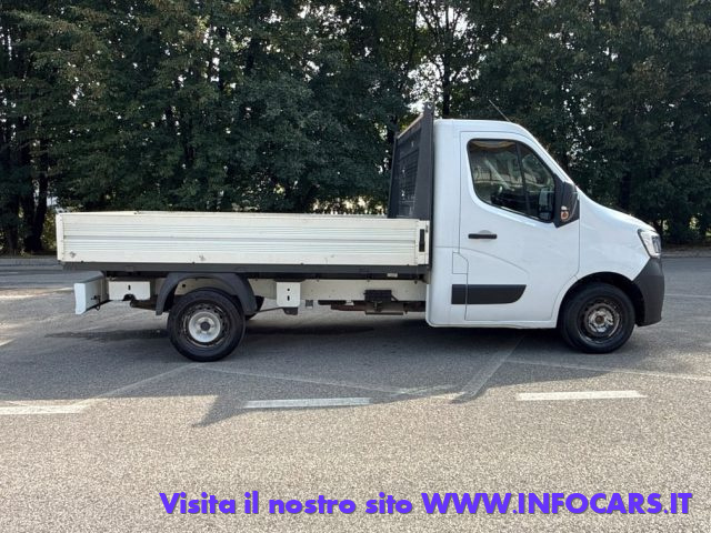 RENAULT Master usata, con Autoradio digitale