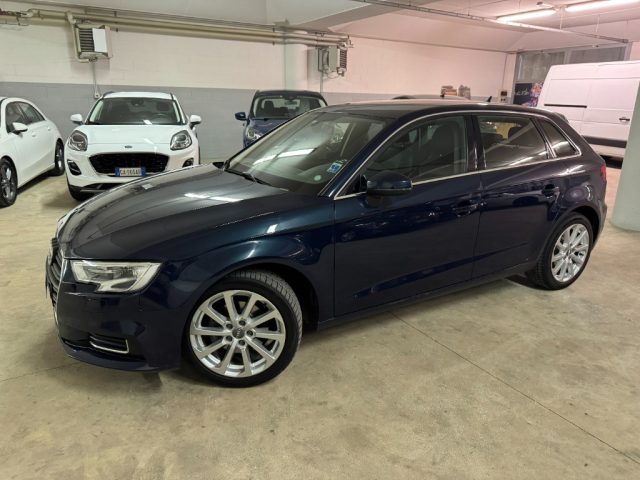 AUDI A3 usata, con Autoradio