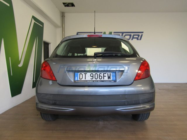 PEUGEOT 207 usata, con Servosterzo