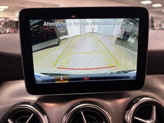 MERCEDES-BENZ GLA 180 usata, con Sedile posteriore sdoppiato