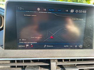 PEUGEOT 3008 usata, con Regolazione elettrica sedili
