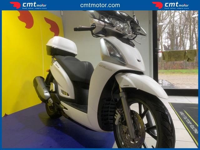 KYMCO People 300 usata 7