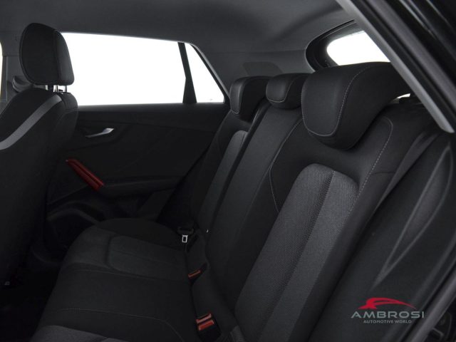 AUDI Q2 usata 9