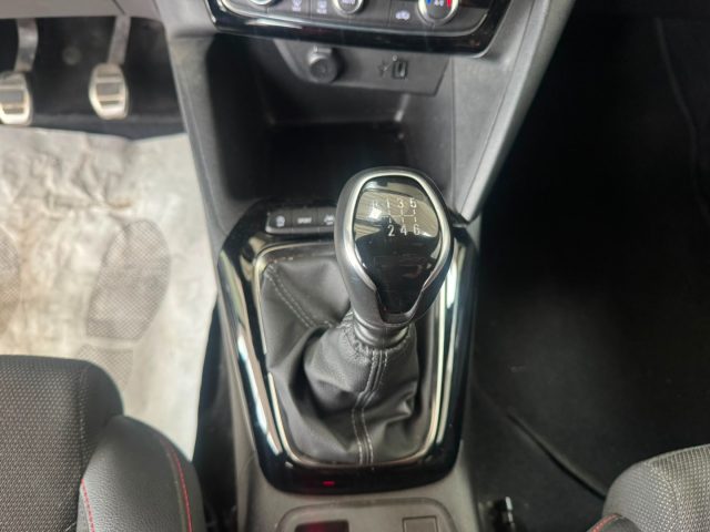 OPEL Corsa usata, con Park Distance Control