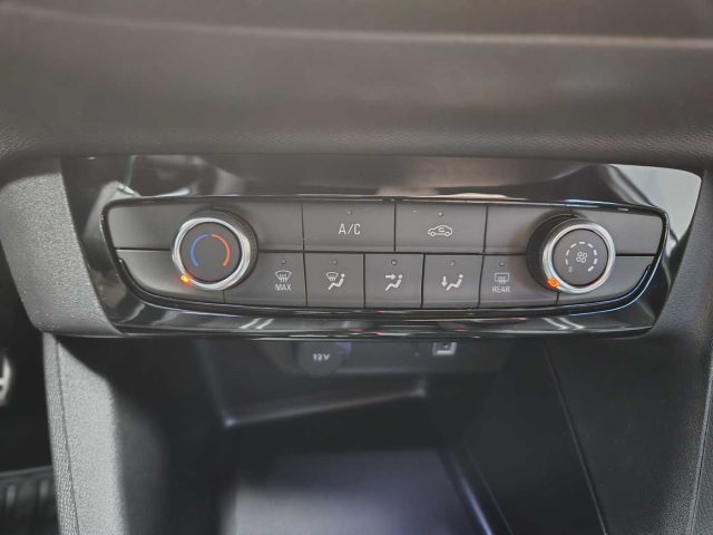 OPEL Corsa usata, con Riconoscimento dei segnali stradali