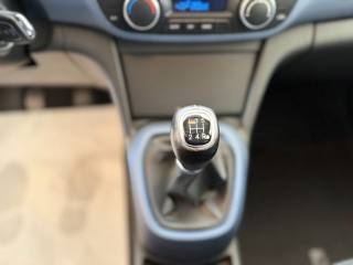 HYUNDAI i10 usata, con USB