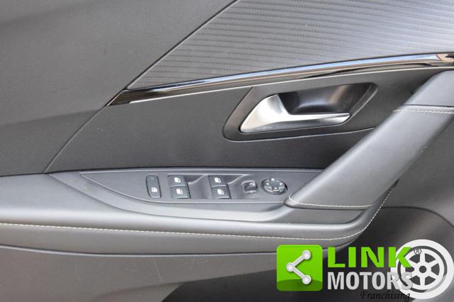 PEUGEOT 208 usata, con Specchietti laterali elettrici