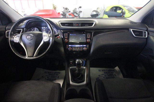 NISSAN Qashqai usata, con Controllo automatico clima
